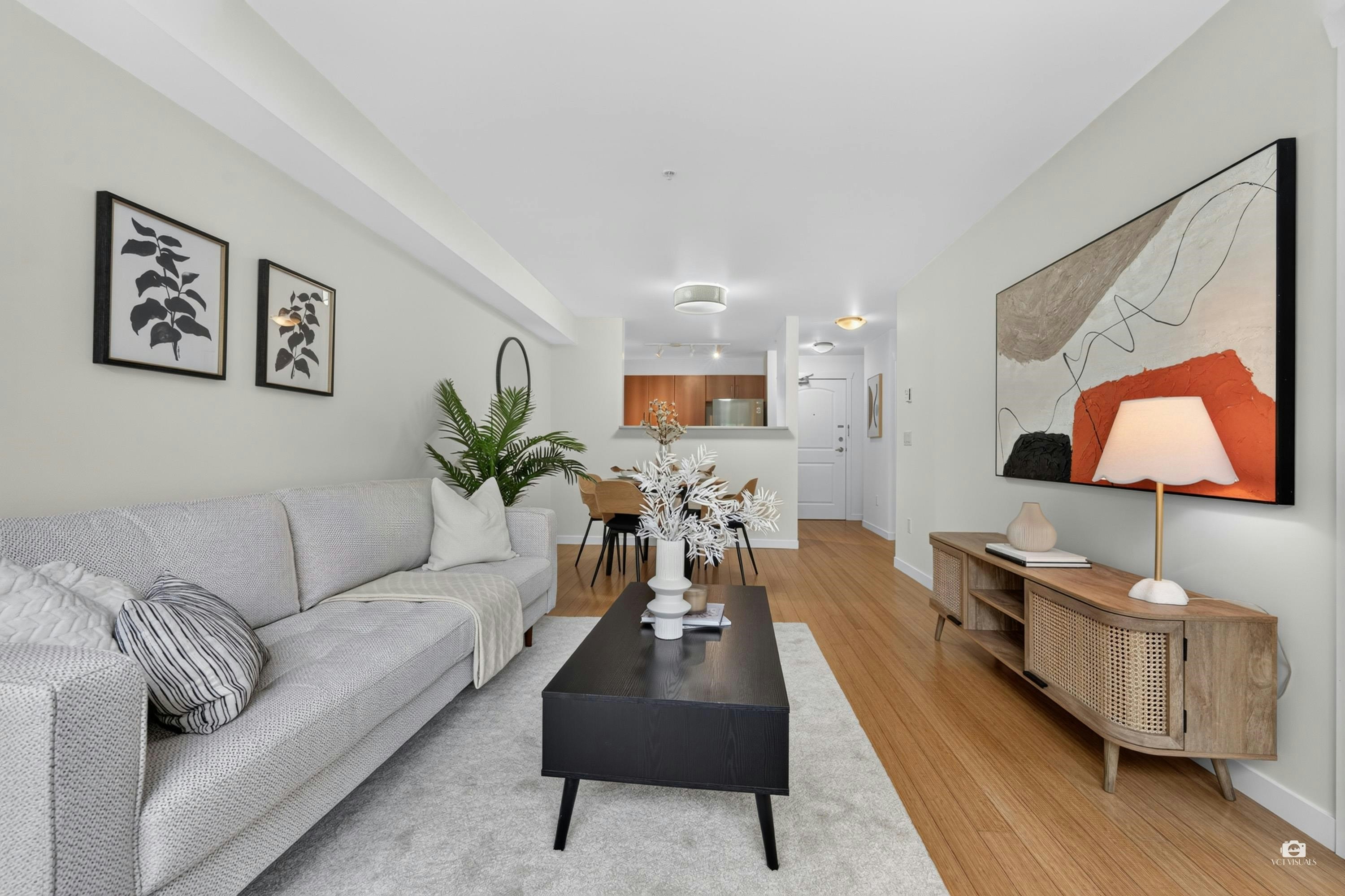 301-3575 Euclid Avenue Avenue - 5
