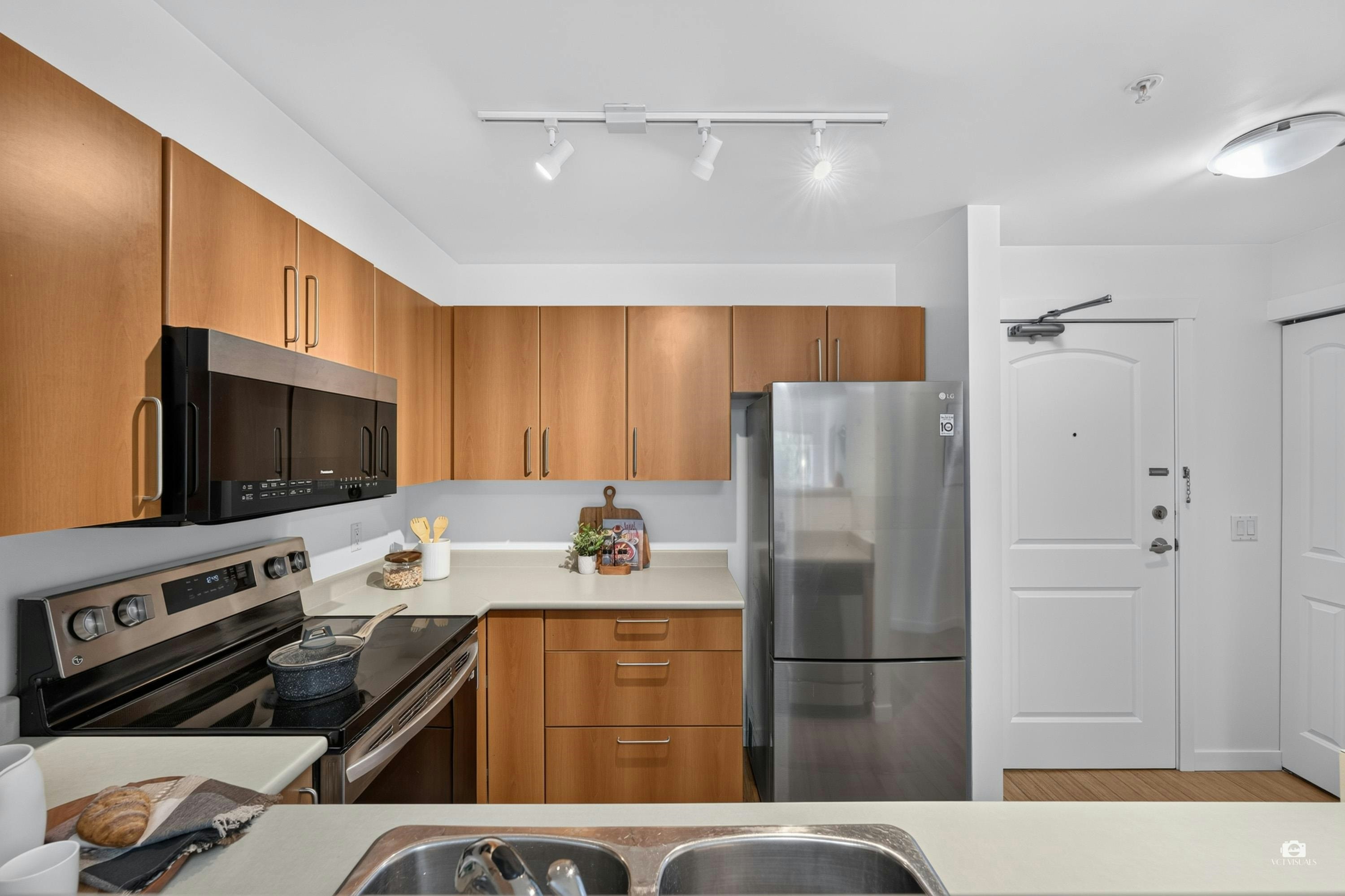 301-3575 Euclid Avenue Avenue, Vancouver, BC, V5R 6H5 - 11