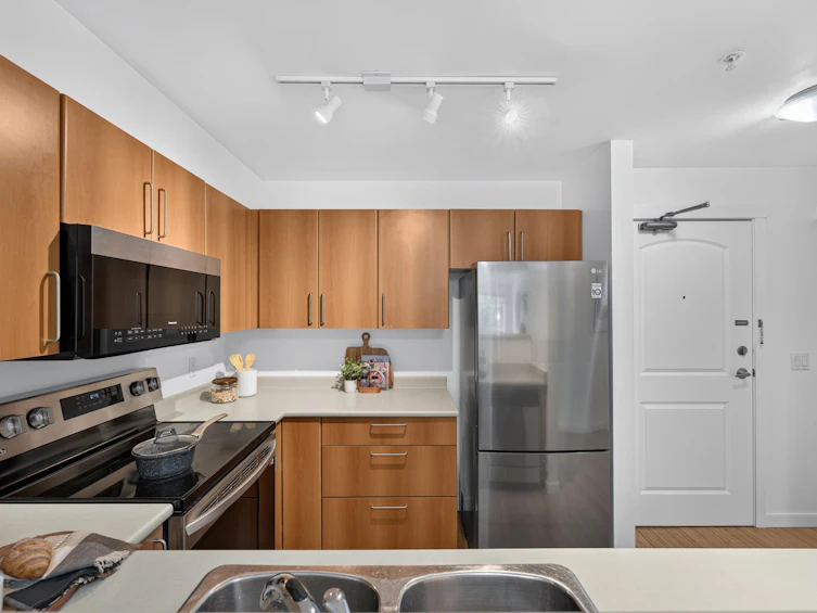 301-3575 Euclid Avenue Avenue, Vancouver, BC, V5R 6H5 - 11
