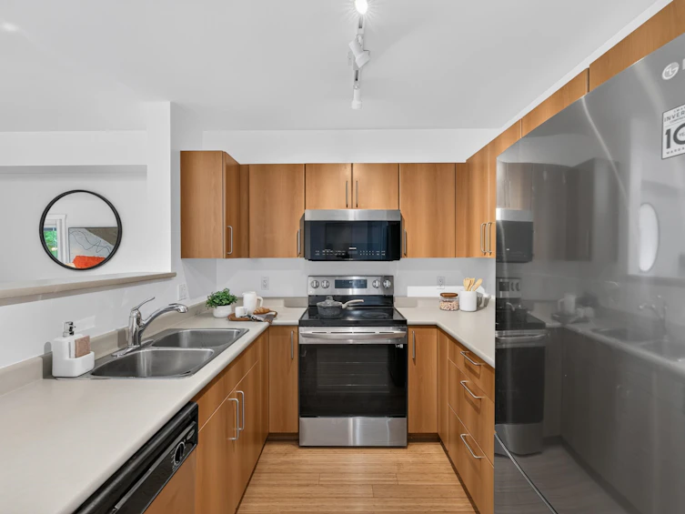 301-3575 Euclid Avenue Avenue, Vancouver, BC, V5R 6H5 - 9