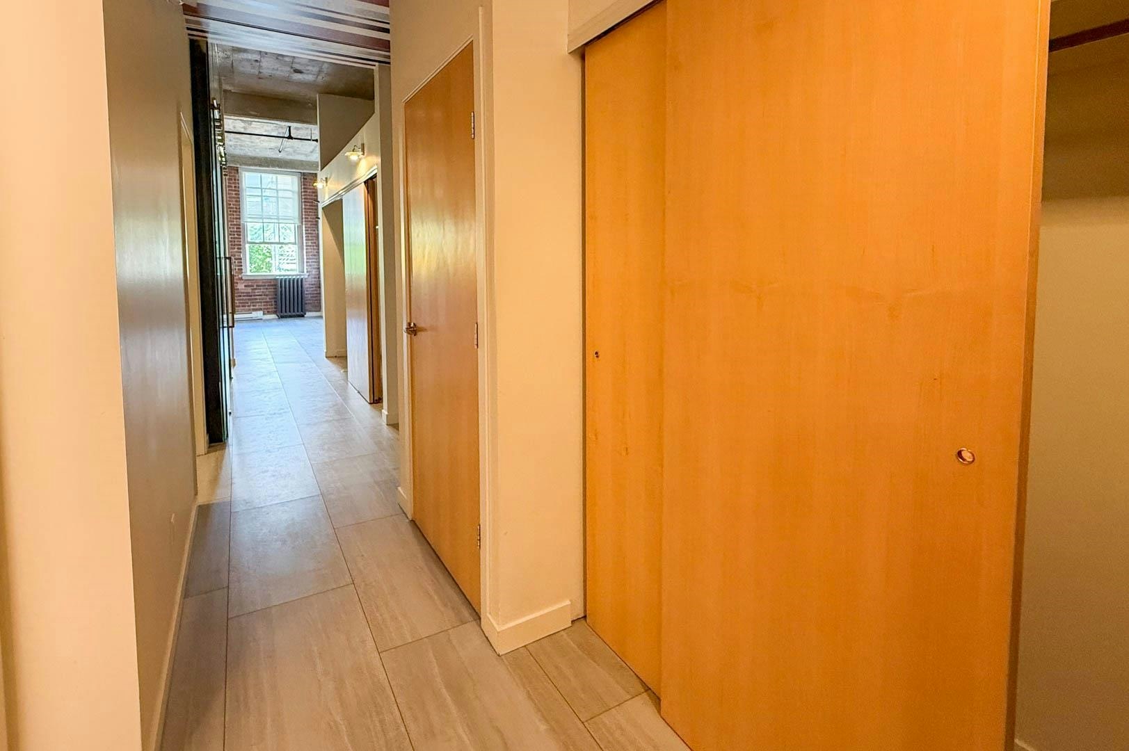 210-546 Beatty Street, Vancouver, BC, V6B 2L3 - 2
