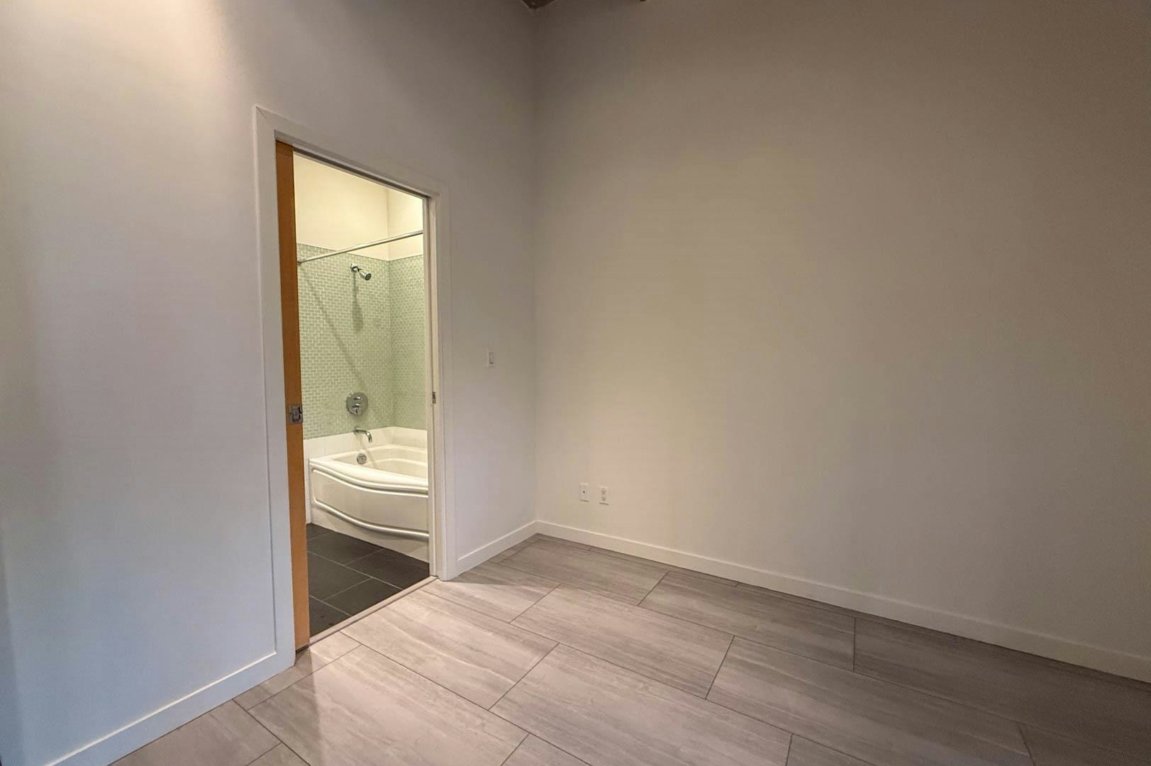 210-546 Beatty Street, Vancouver, BC, V6B 2L3 - 12