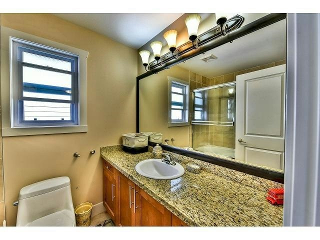 6949 196 Street, Surrey, BC, V4N 5Z1 - 9