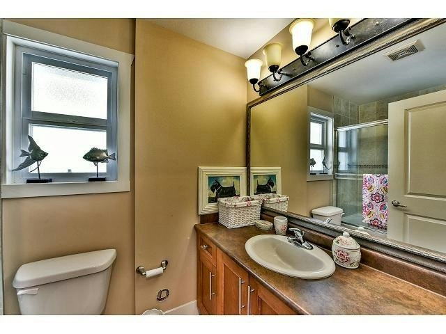 6949 196 Street, Surrey, BC, V4N 5Z1 - 12