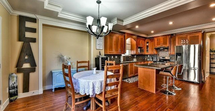 6949 196 Street, Surrey, BC, V4N 5Z1 - 4