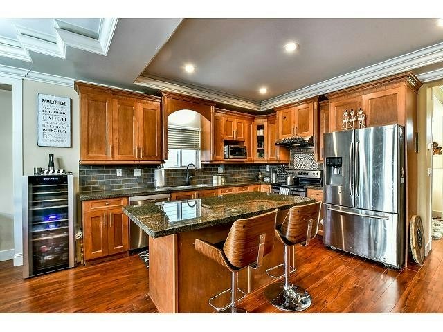 6949 196 Street, Surrey, BC, V4N 5Z1 - 5