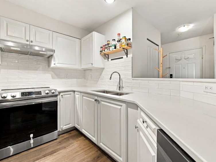 323-760 Kingsway, Vancouver, BC, V5V 3C1 - 8