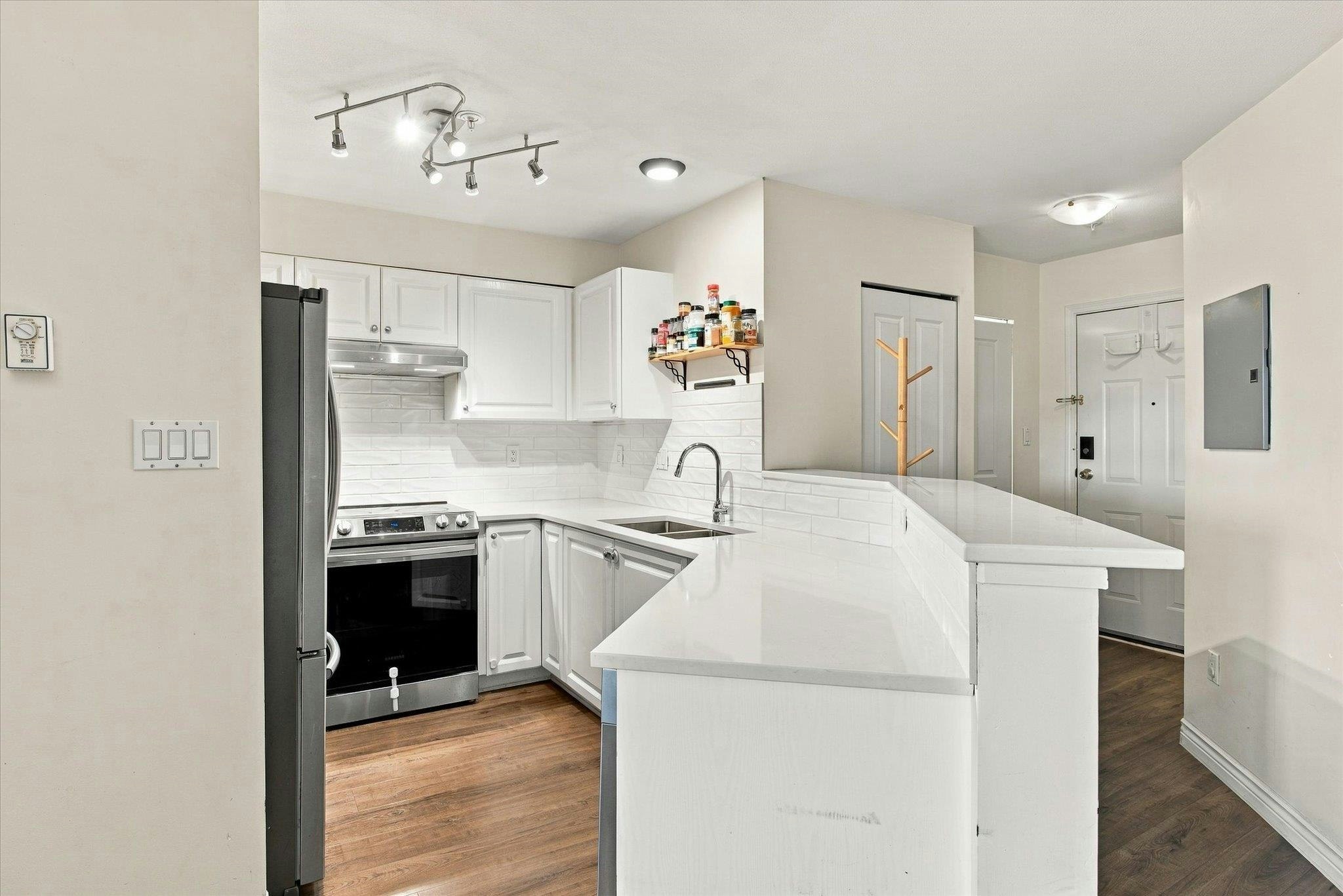 323-760 Kingsway, Vancouver, BC, V5V 3C1 - 7