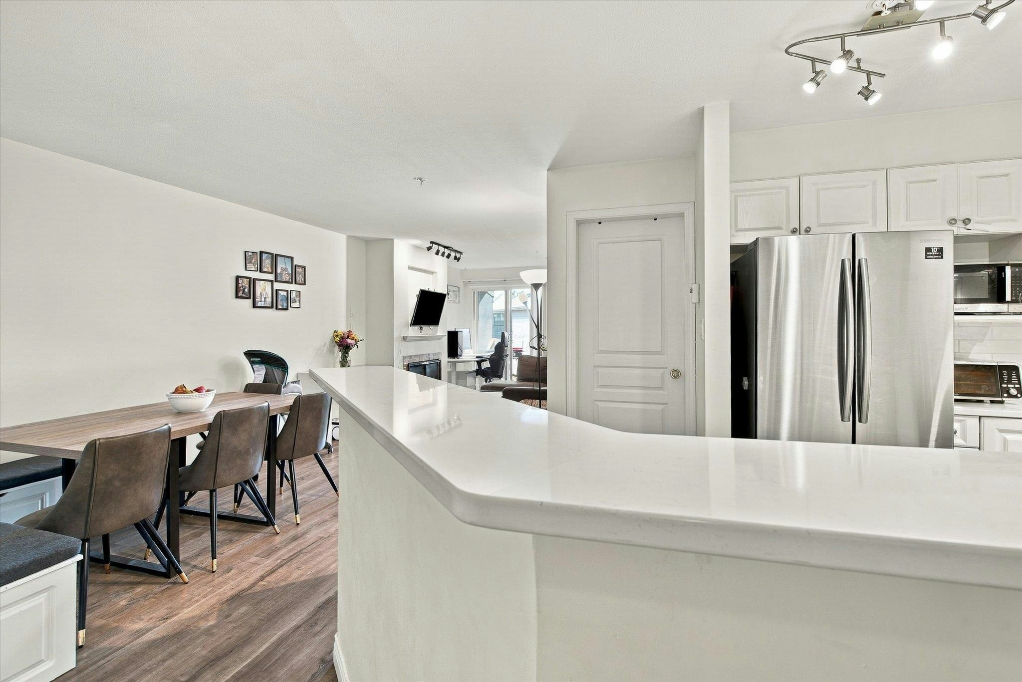 323-760 Kingsway, Vancouver, BC, V5V 3C1 - 6
