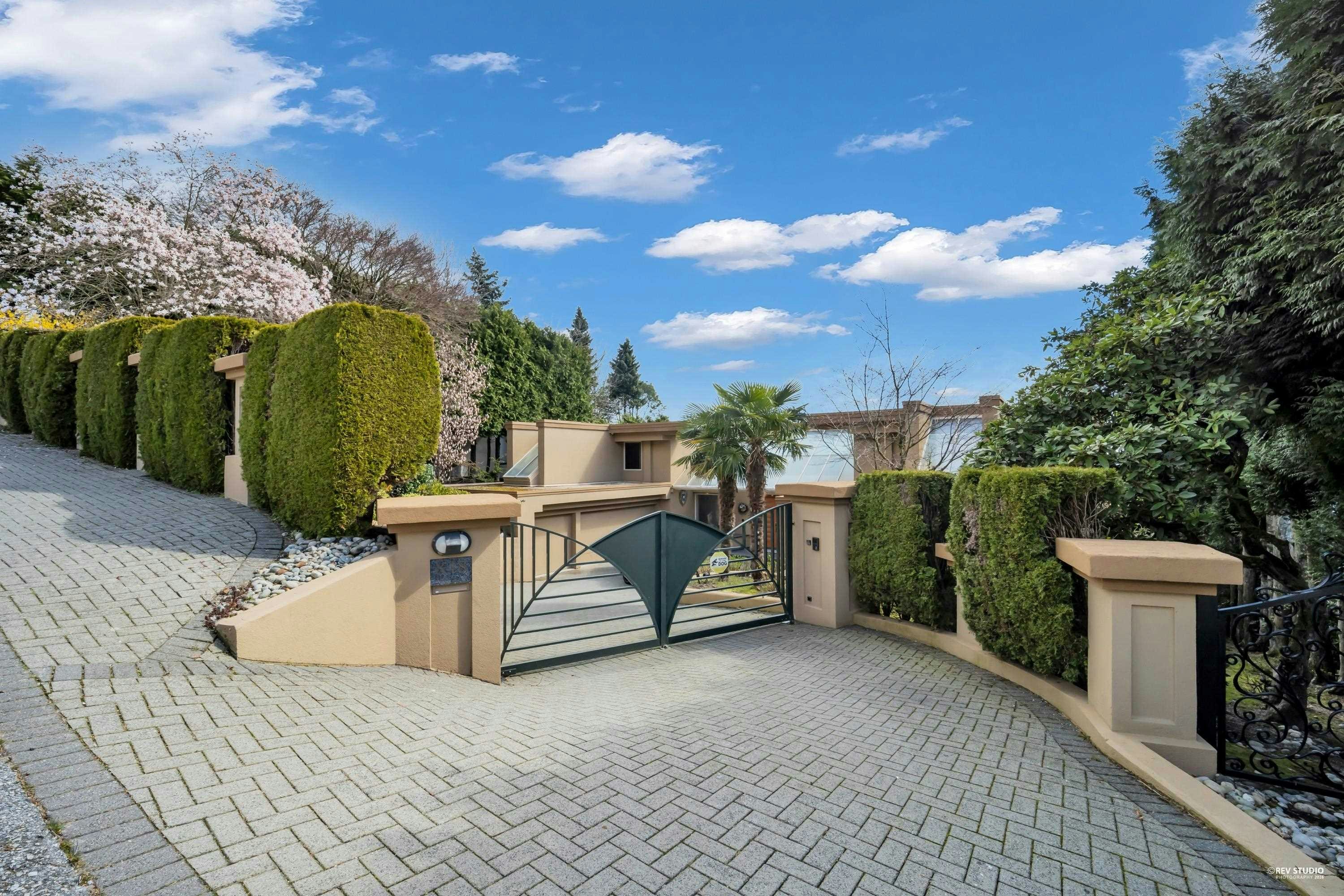 848 Eyremount Drive, West Vancouver, BC, V7S 2A9 - 6