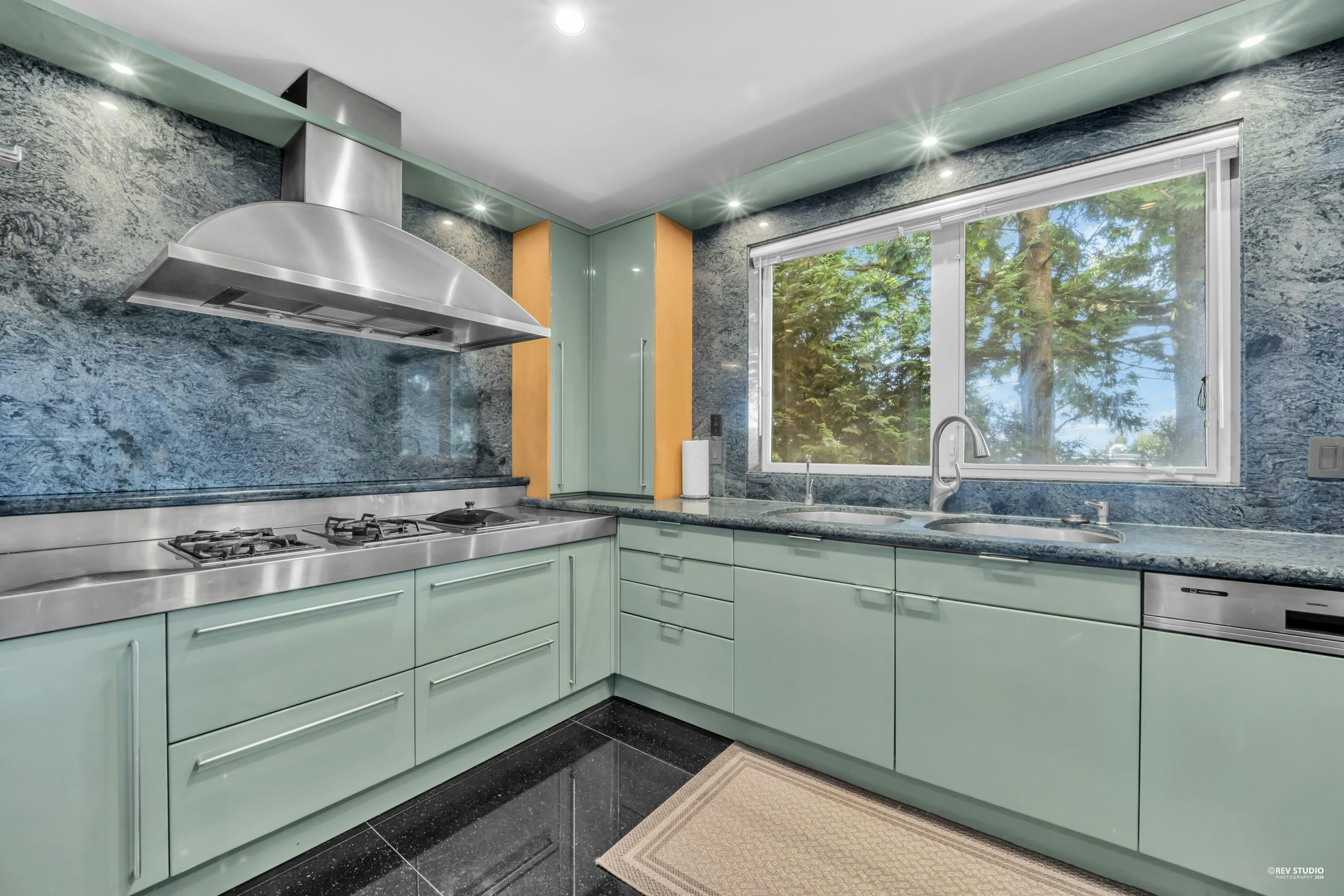 848 Eyremount Drive, West Vancouver, BC, V7S 2A9 - 20