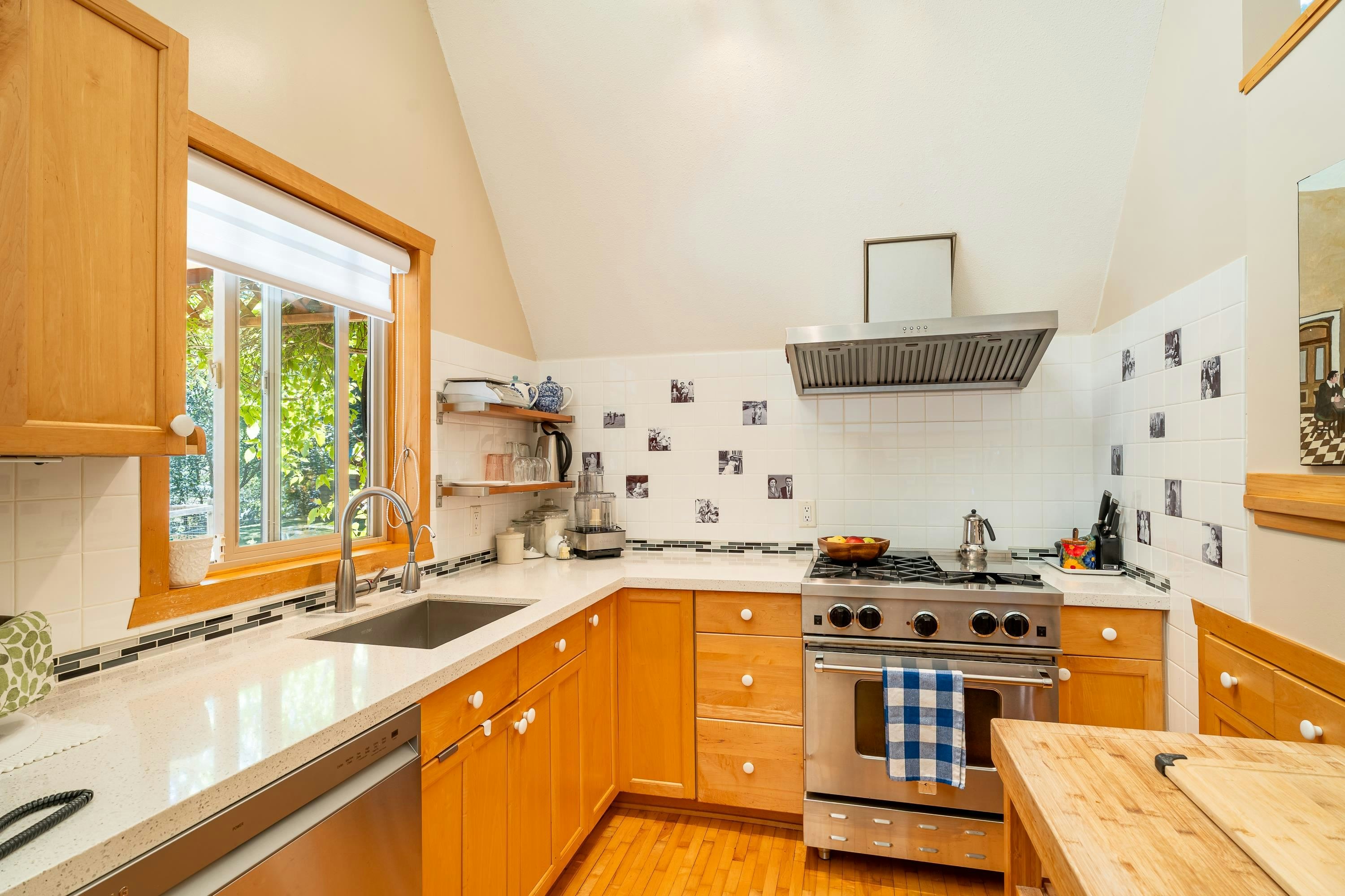 2-13651 Camp Burley Road, Pender Harbour Egmont, BC, V0N 1S1 - 8