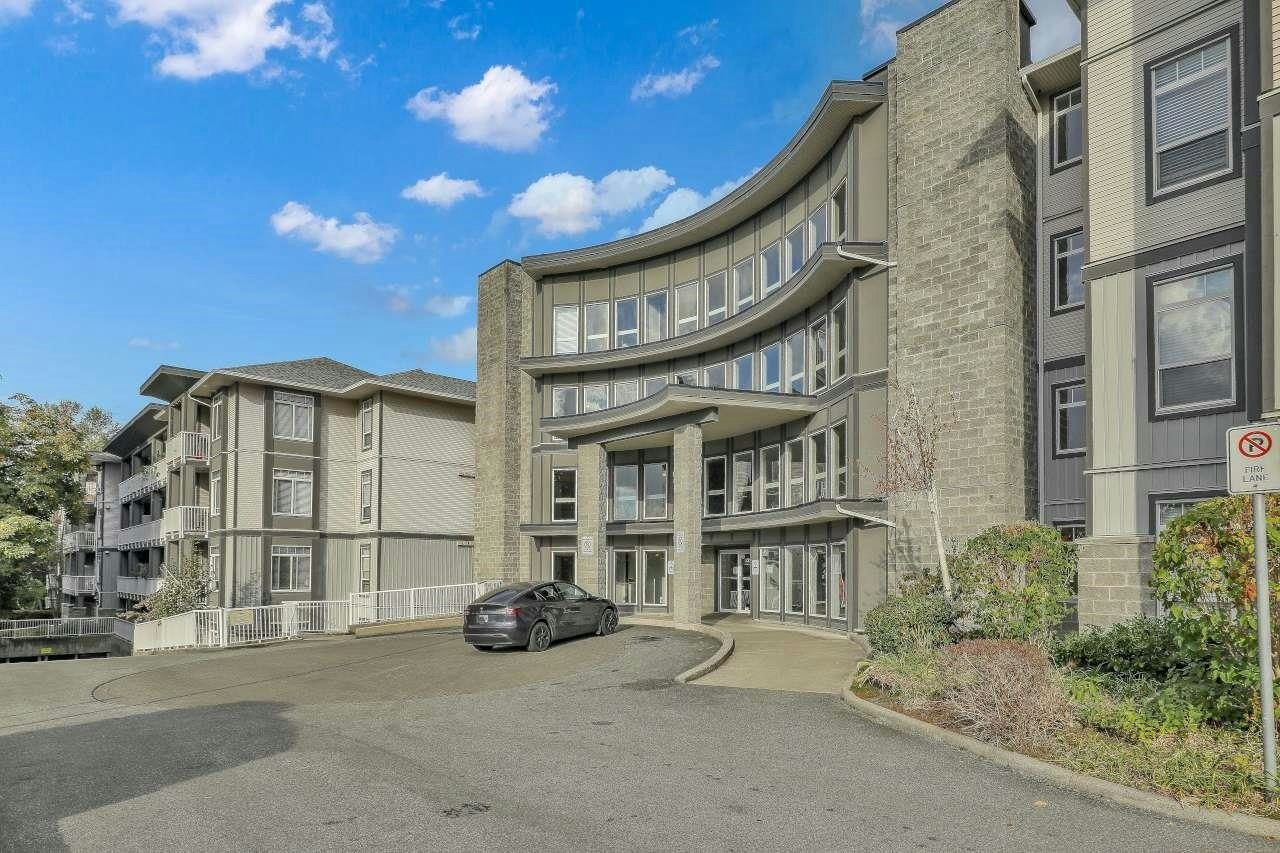 220-13277 108 Avenue, Surrey, BC, V3T 0A9