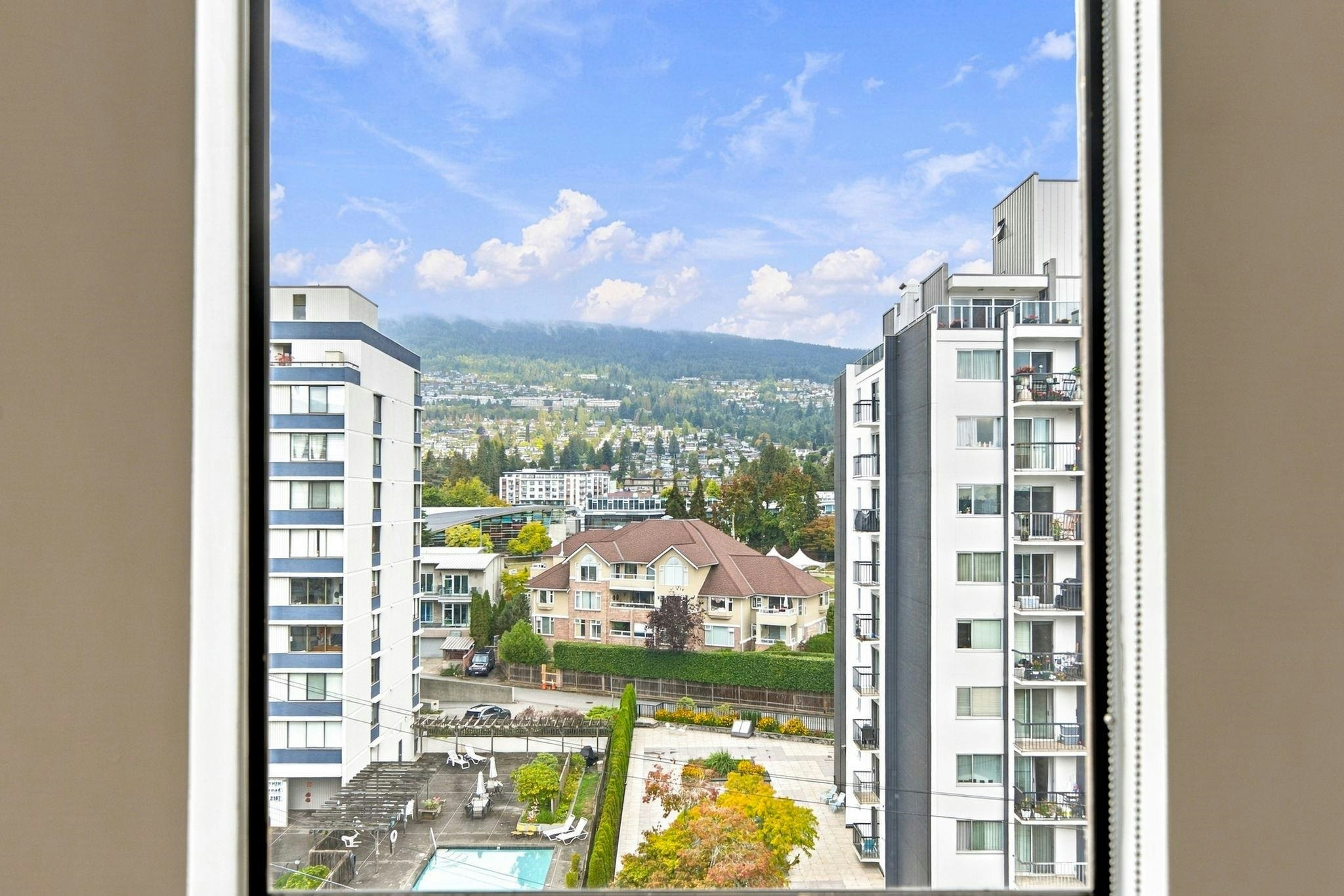 802-2150 Bellevue Avenue, West Vancouver, BC, V7V 1C3 - 10