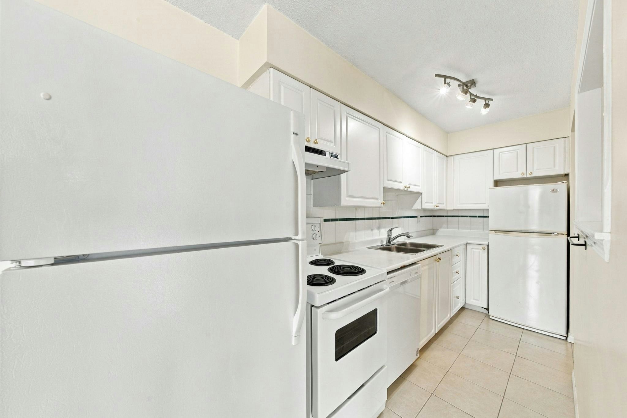 802-2150 Bellevue Avenue, West Vancouver, BC, V7V 1C3 - 7
