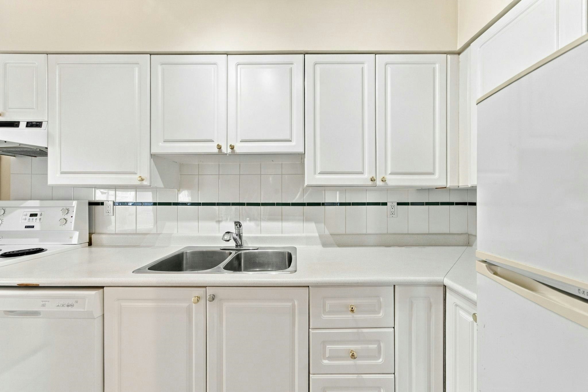 802-2150 Bellevue Avenue, West Vancouver, BC, V7V 1C3 - 8