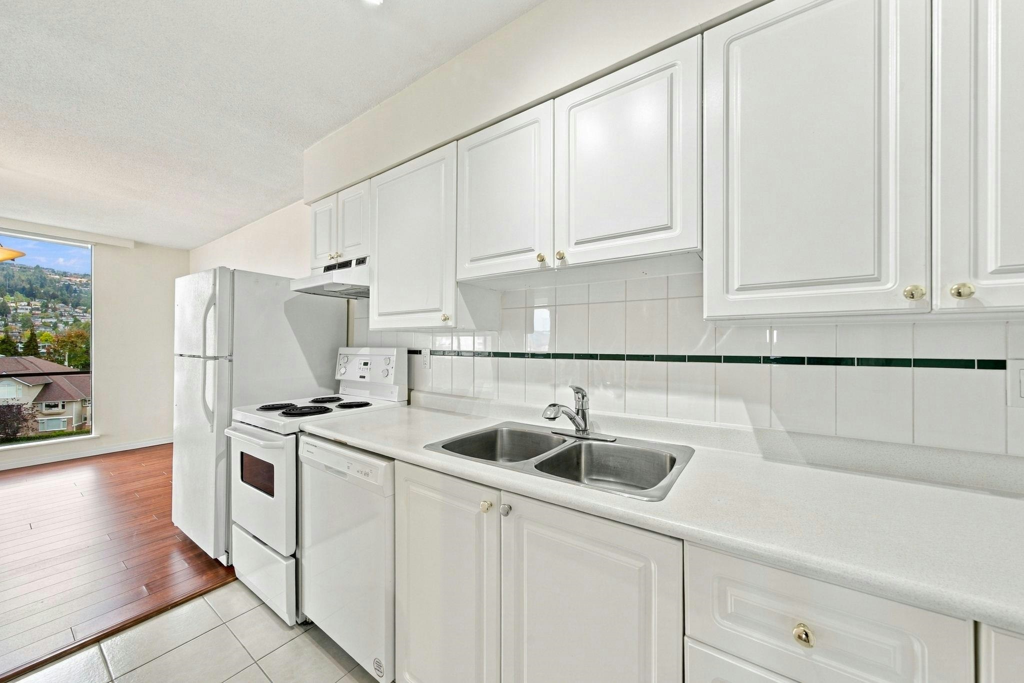 802-2150 Bellevue Avenue, West Vancouver, BC, V7V 1C3 - 9