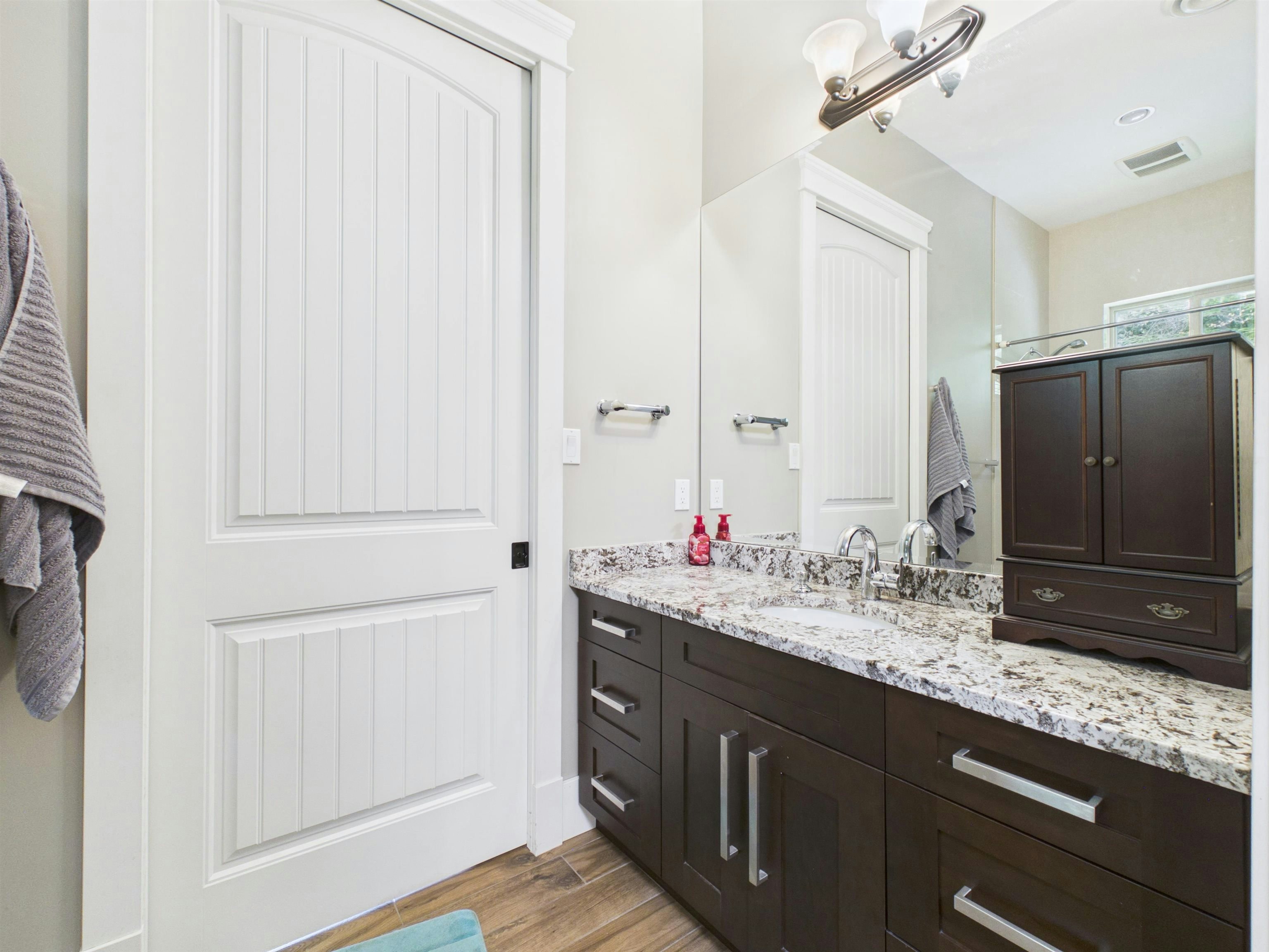 27242 Dewdney Trunk Road, Maple Ridge, BC, V2W 1N6 - 17
