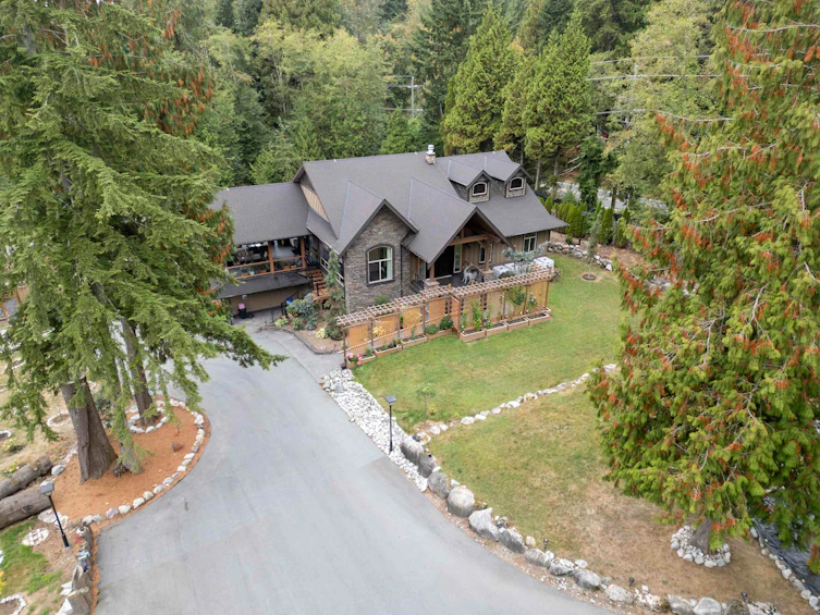 27242 Dewdney Trunk Road, Maple Ridge, BC, V2W 1N6