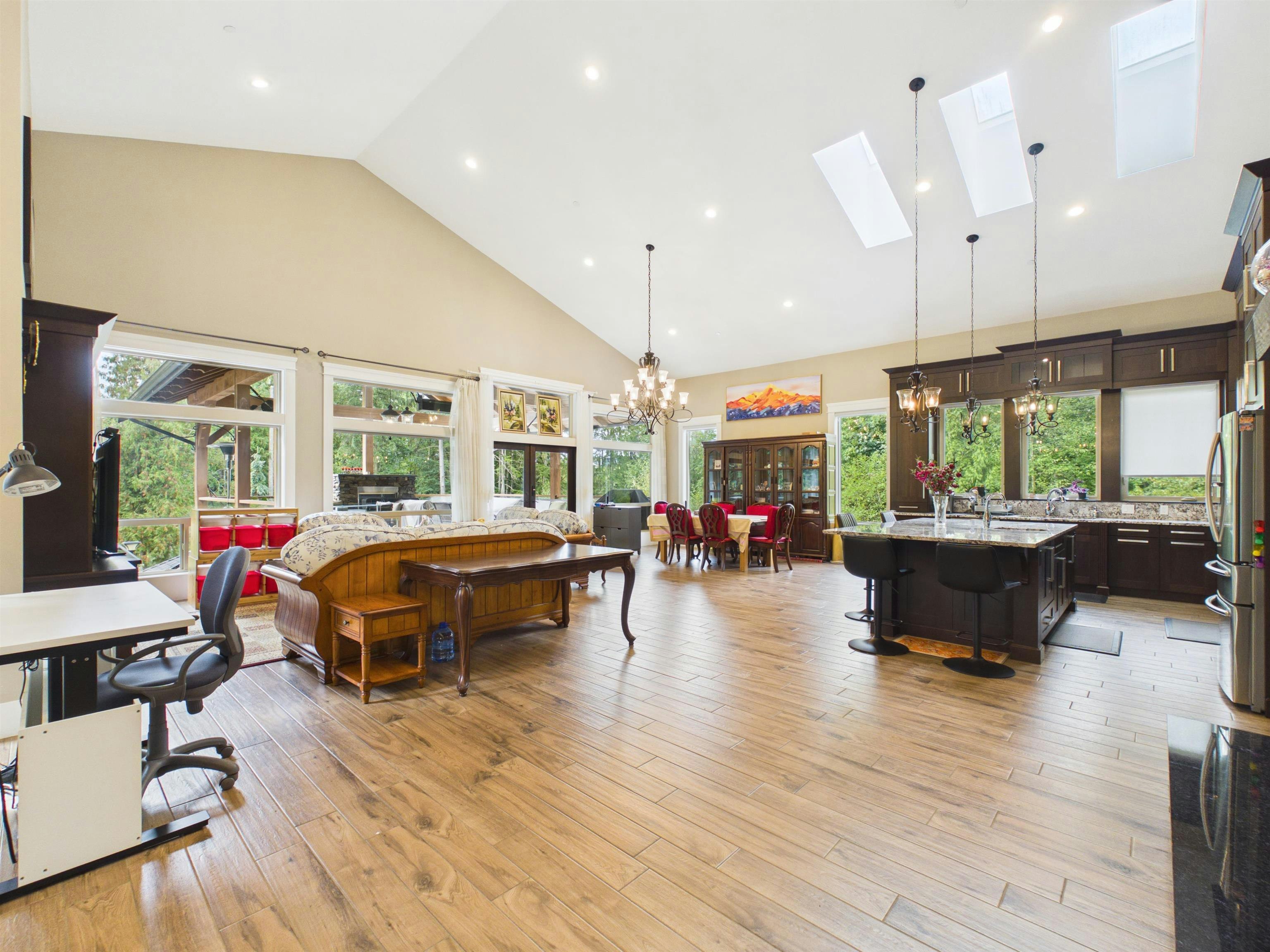 27242 Dewdney Trunk Road - 4