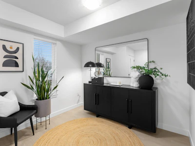 44-2886 Montrose Avenue - 4