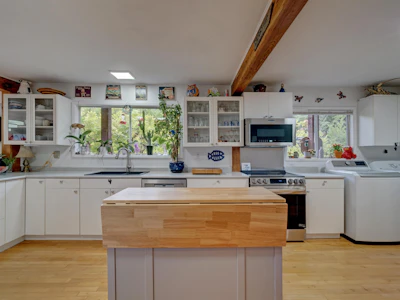 5206 Radcliffe Road - 3