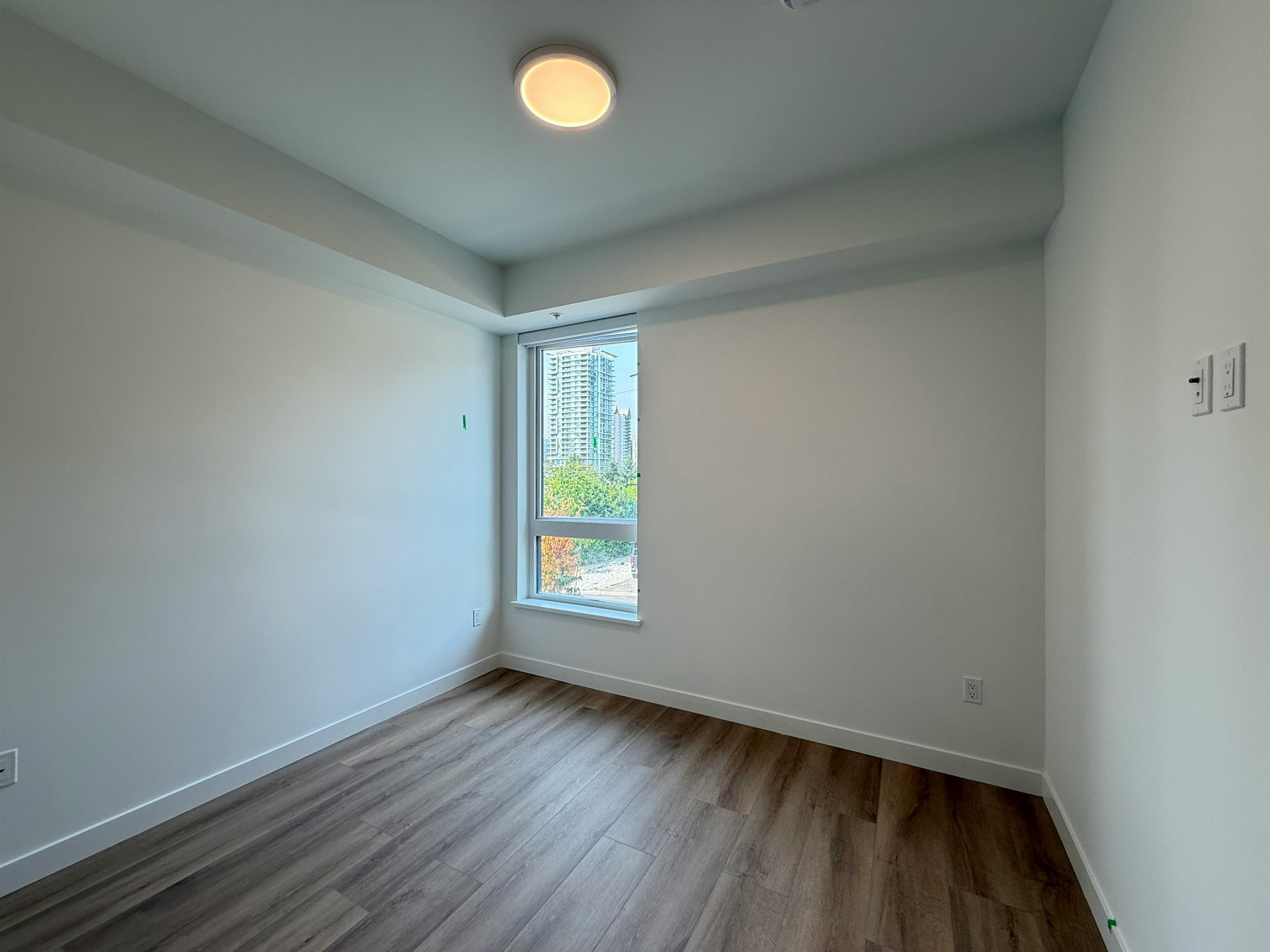 303-606 Madore Avenue, Coquitlam, BC, V3K 0J6 - 9