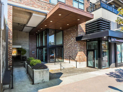 104-4223 Hastings Street - 2
