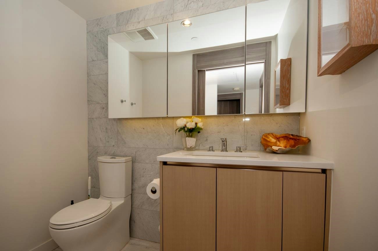 2818-89 Nelson Street, Vancouver, BC, V6Z 0E7 - 28