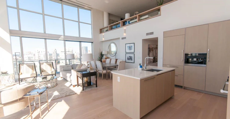 2818-89 Nelson Street, Vancouver, BC, V6Z 0E7 - 5
