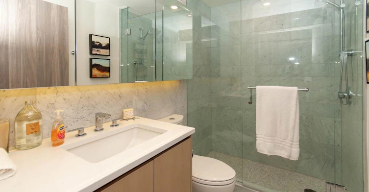 2818-89 Nelson Street, Vancouver, BC, V6Z 0E7 - 24