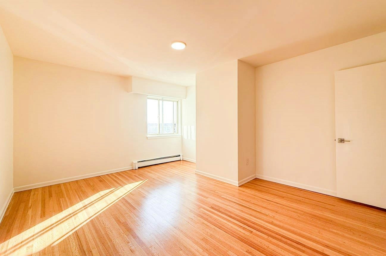107-461 W 16 Street, North Vancouver, BC, V7M 1V1 - 19