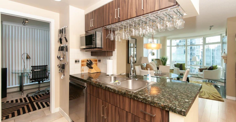 905-1199 Marinaside Crescent, Vancouver, BC, V6Z 2Y2 - 11