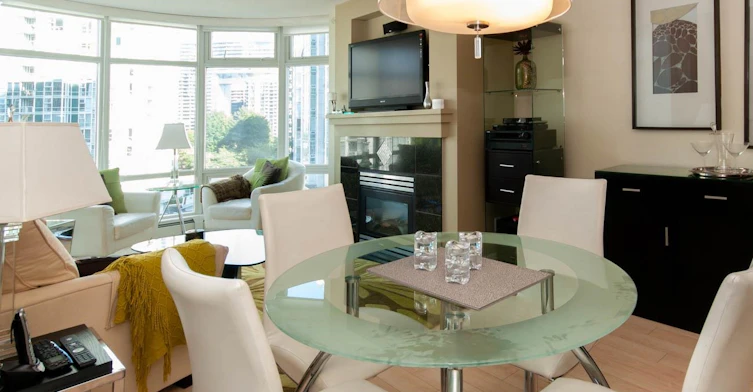 905-1199 Marinaside Crescent, Vancouver, BC, V6Z 2Y2 - 6