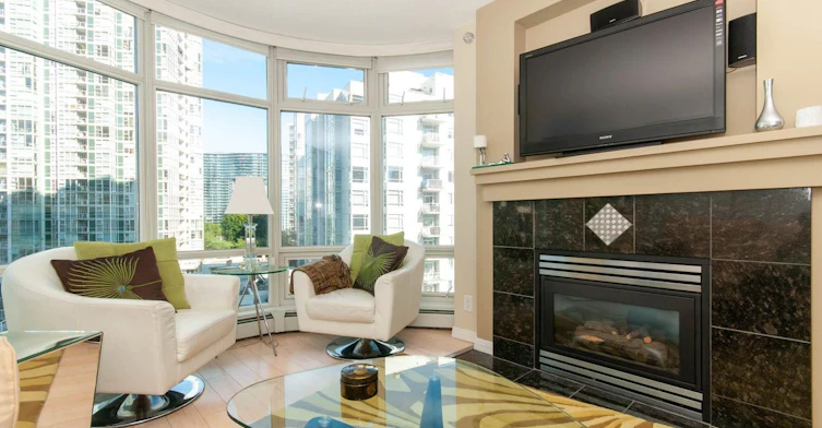 905-1199 Marinaside Crescent, Vancouver, BC, V6Z 2Y2