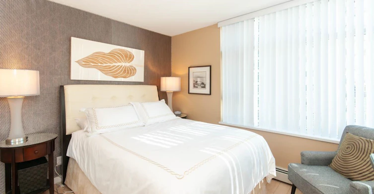 905-1199 Marinaside Crescent, Vancouver, BC, V6Z 2Y2 - 16