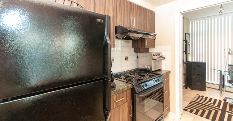 905-1199 Marinaside Crescent, Vancouver, BC, V6Z 2Y2 - 10