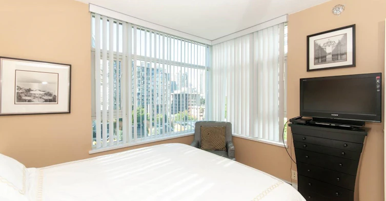 905-1199 Marinaside Crescent, Vancouver, BC, V6Z 2Y2 - 17