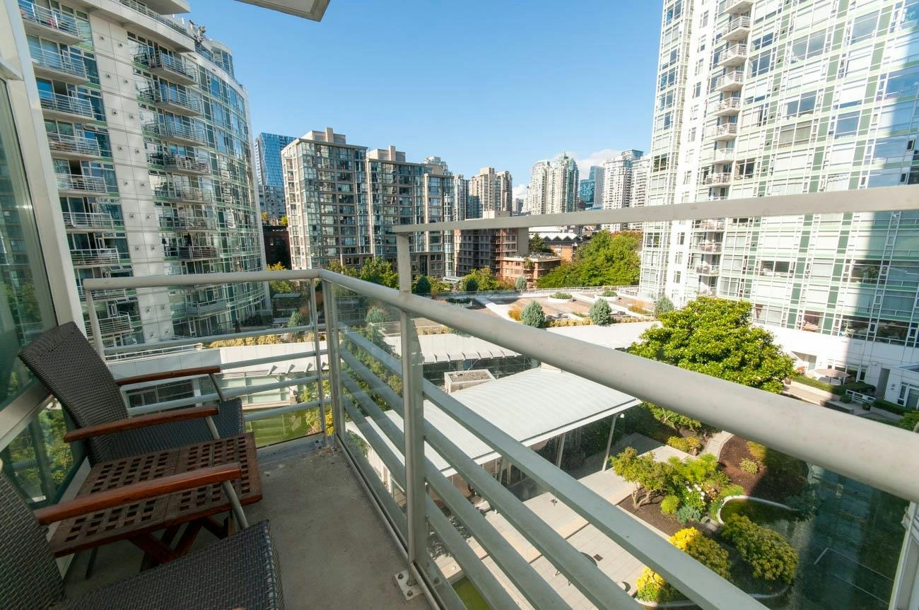 905-1199 Marinaside Crescent, Vancouver, BC, V6Z 2Y2 - 13
