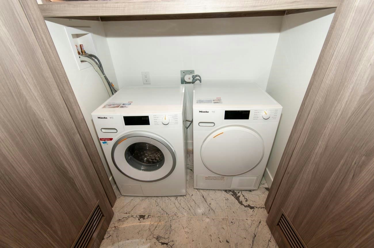 1775 Columbia Street, Vancouver, BC, V5Y 0N3 - 36