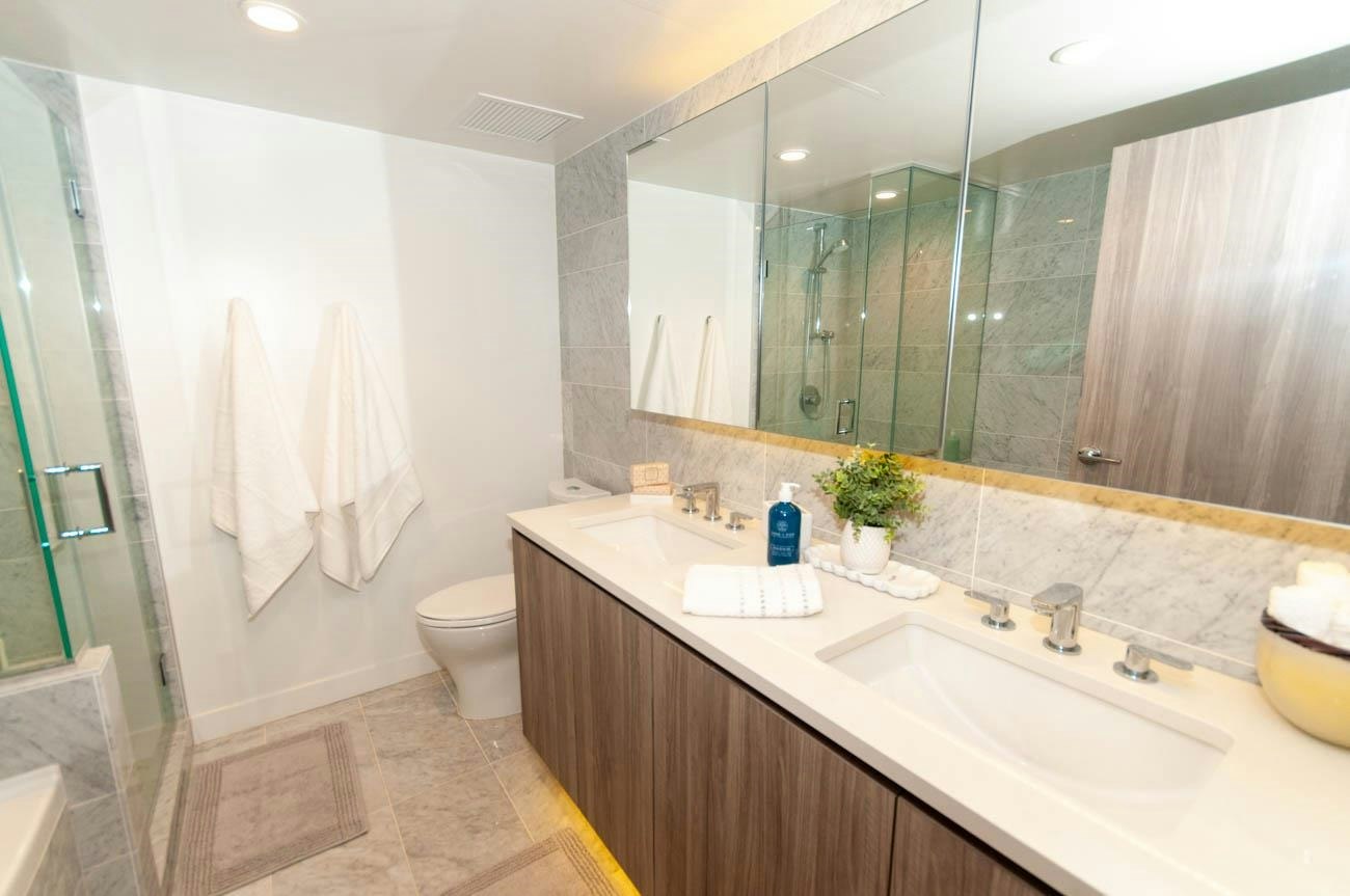 1775 Columbia Street, Vancouver, BC, V5Y 0N3 - 26