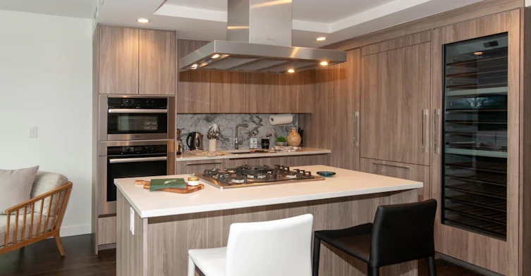 1775 Columbia Street, Vancouver, BC, V5Y 0N3 - 5