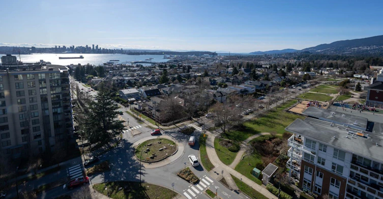 1204-701 W Victoria Park, North Vancouver, BC, V7M 2L2 - 23