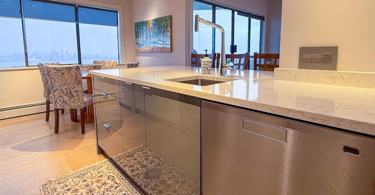 1204-701 W Victoria Park, North Vancouver, BC, V7M 2L2 - 4