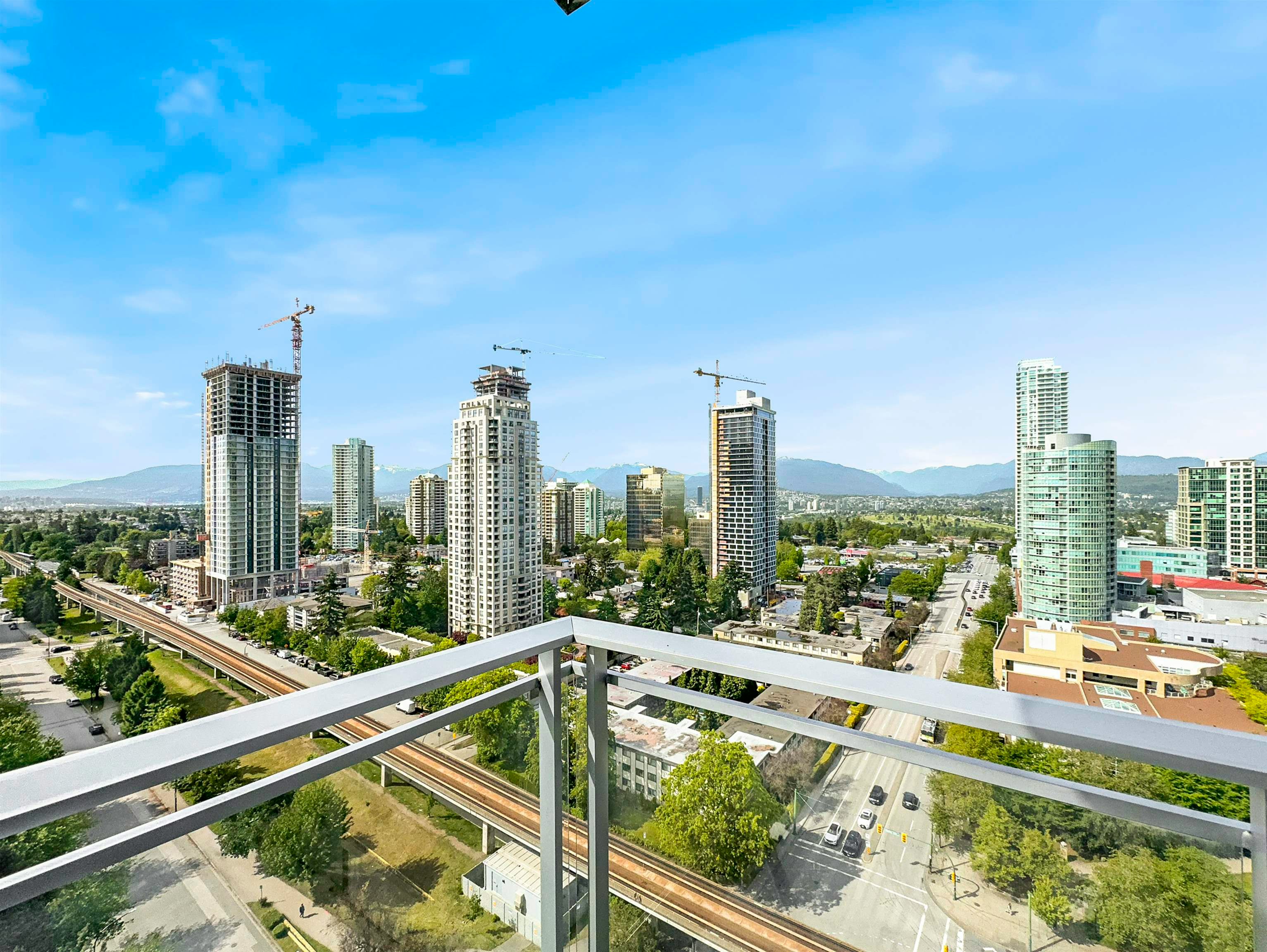 17xx-4360 Beresford Street, Burnaby, BC, V5H 0G2 - 18