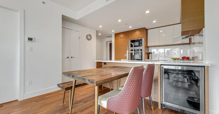 17xx-4360 Beresford Street, Burnaby, BC, V5H 0G2 - 4