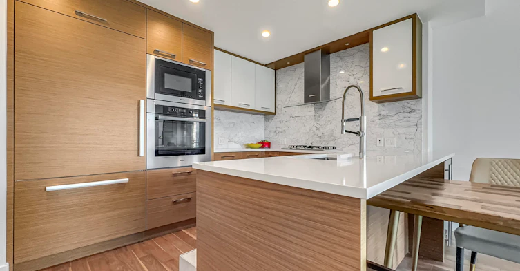 17xx-4360 Beresford Street, Burnaby, BC, V5H 0G2 - 2