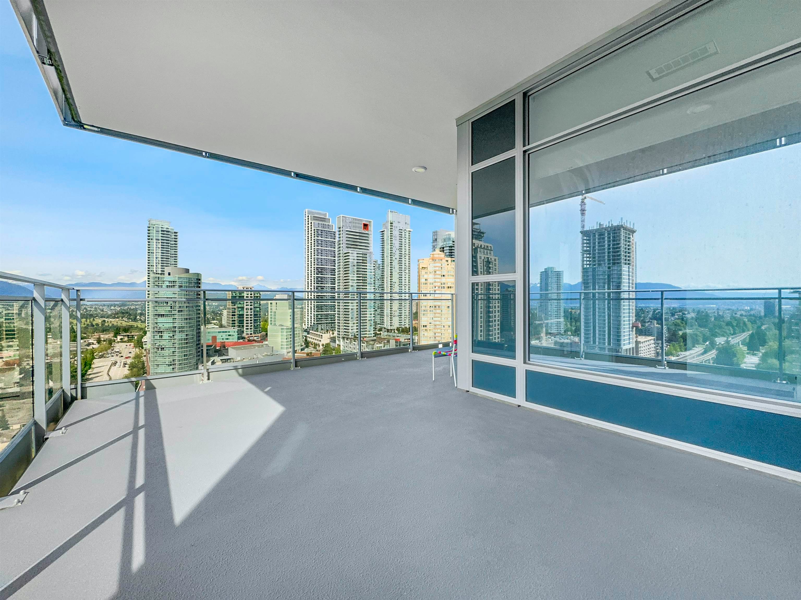 17xx-4360 Beresford Street, Burnaby, BC, V5H 0G2 - 17