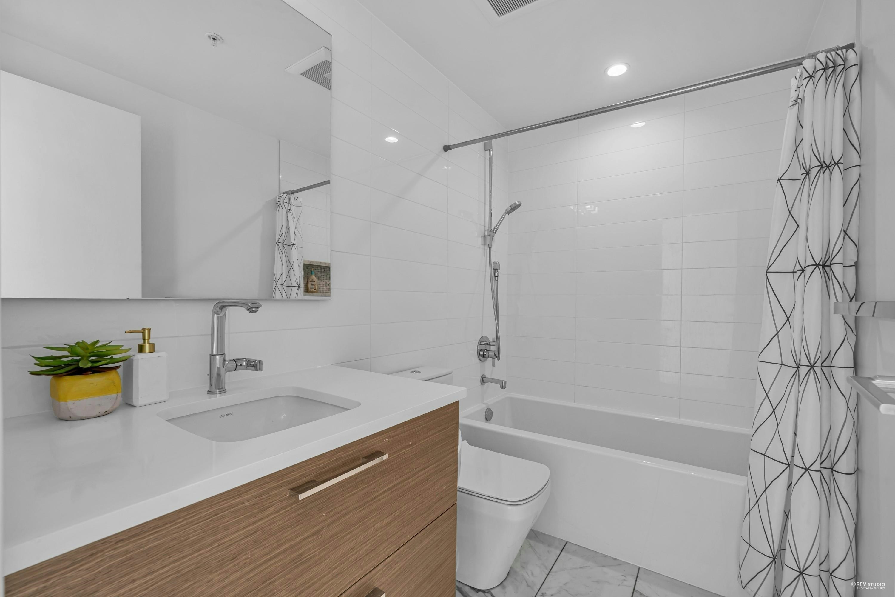 25XX-4360 Beresford Street, Burnaby, BC, V5H 0G2 - 16