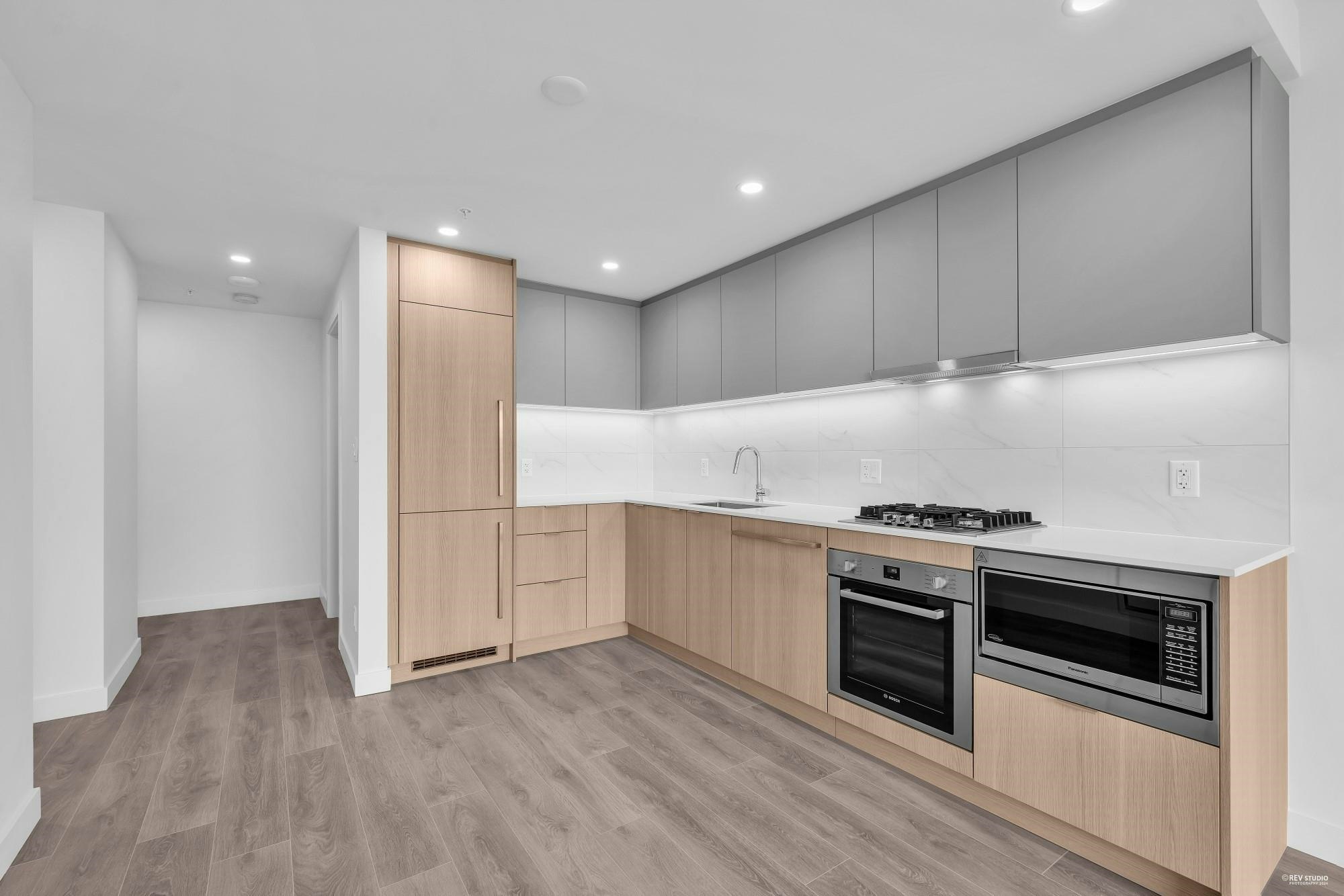 21XX-318 Alderson Avenue, Coquitlam, BC, V3K 1T2 - 2